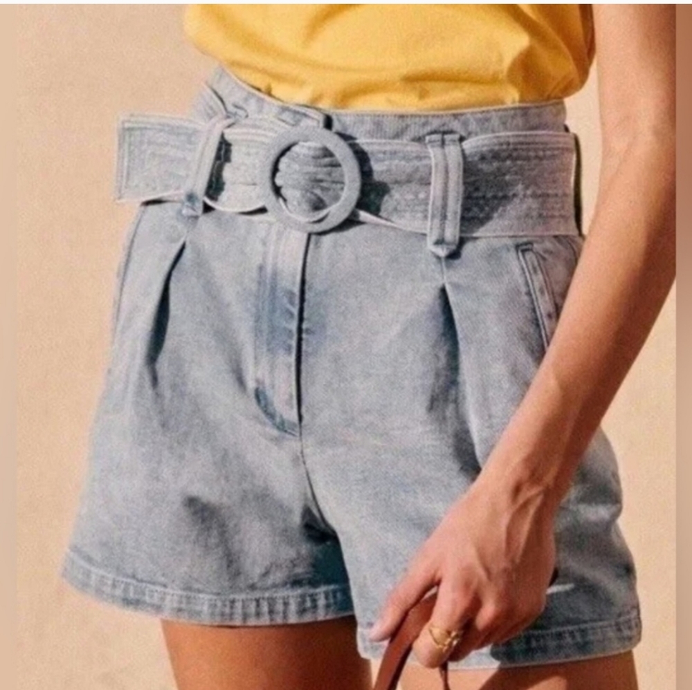 Women's Light Blue Jeans Denim Belted Shorts